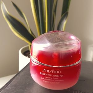 Shiseido Essential Energy Hydrating Cream Full Size